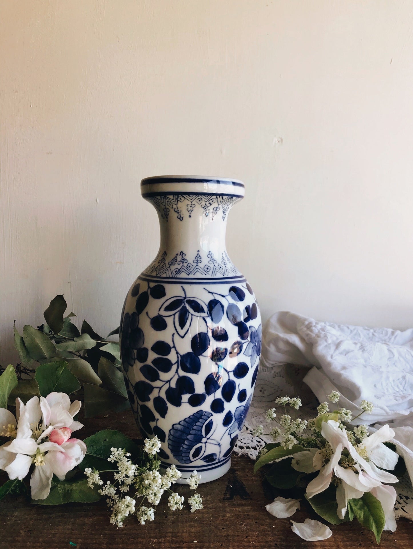 Vintage Blue & White Floral White Vase - Stone & Sage 