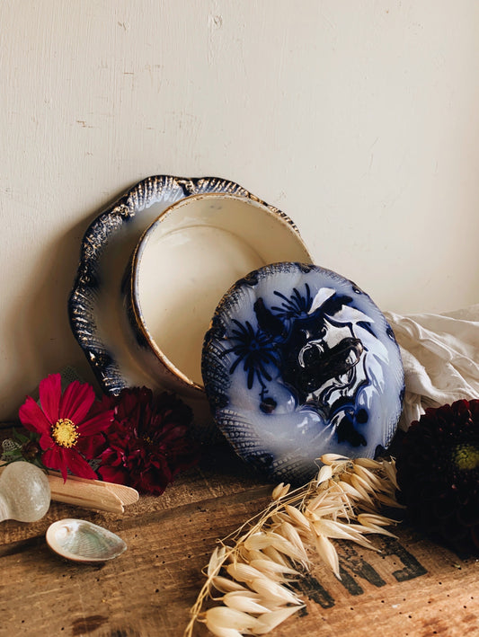 Antique Blue Dish & Lid