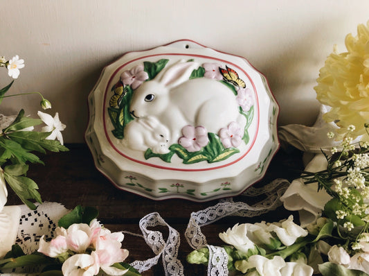 Le Cordon Blue ~ The Franklin Mint ~ Rabbit Decorative Mould - Stone & Sage 
