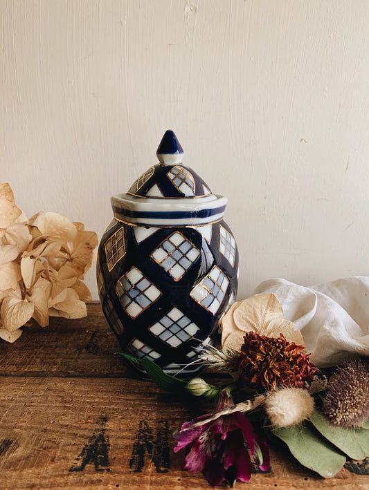 Vintage Blue & White Ginger Jar