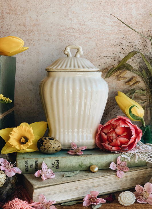 Antique Early 1900’s Scalloped Pot