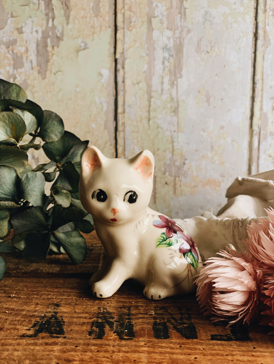 Vintage Kitsch Cat