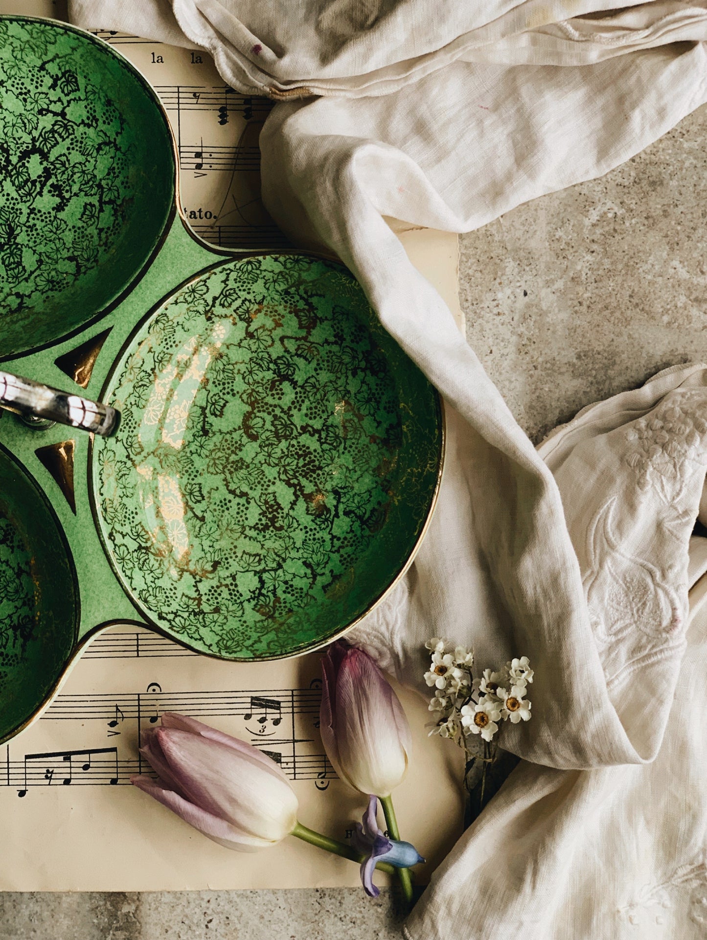 Vintage Green Floral & Gilt Staffordshire Dish (UK SHIPPING)
