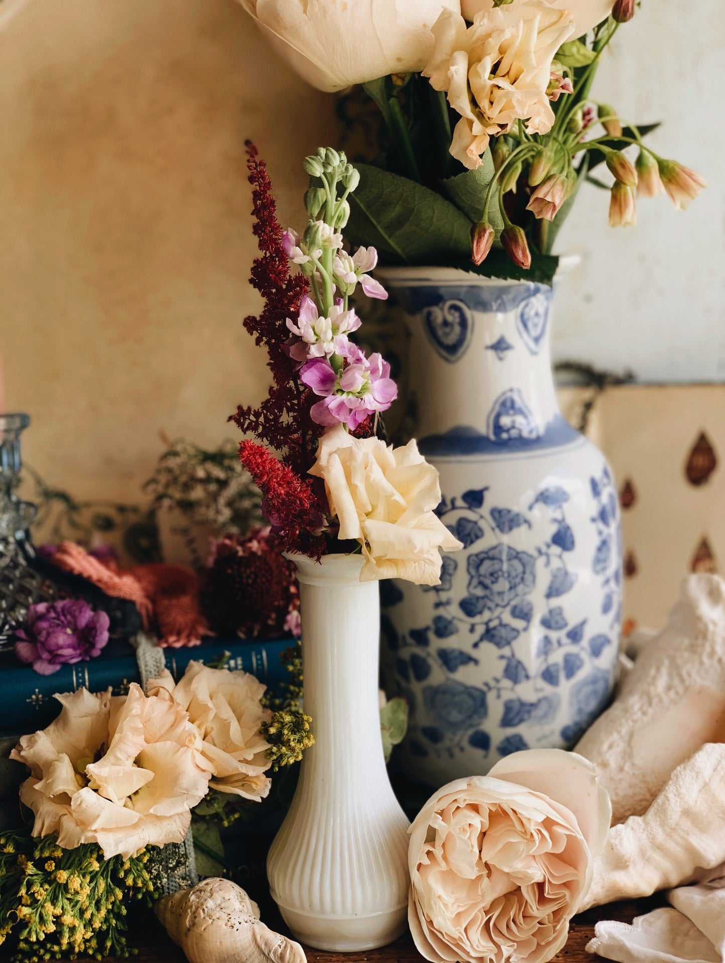 Large Vintage Ming Floral Vase