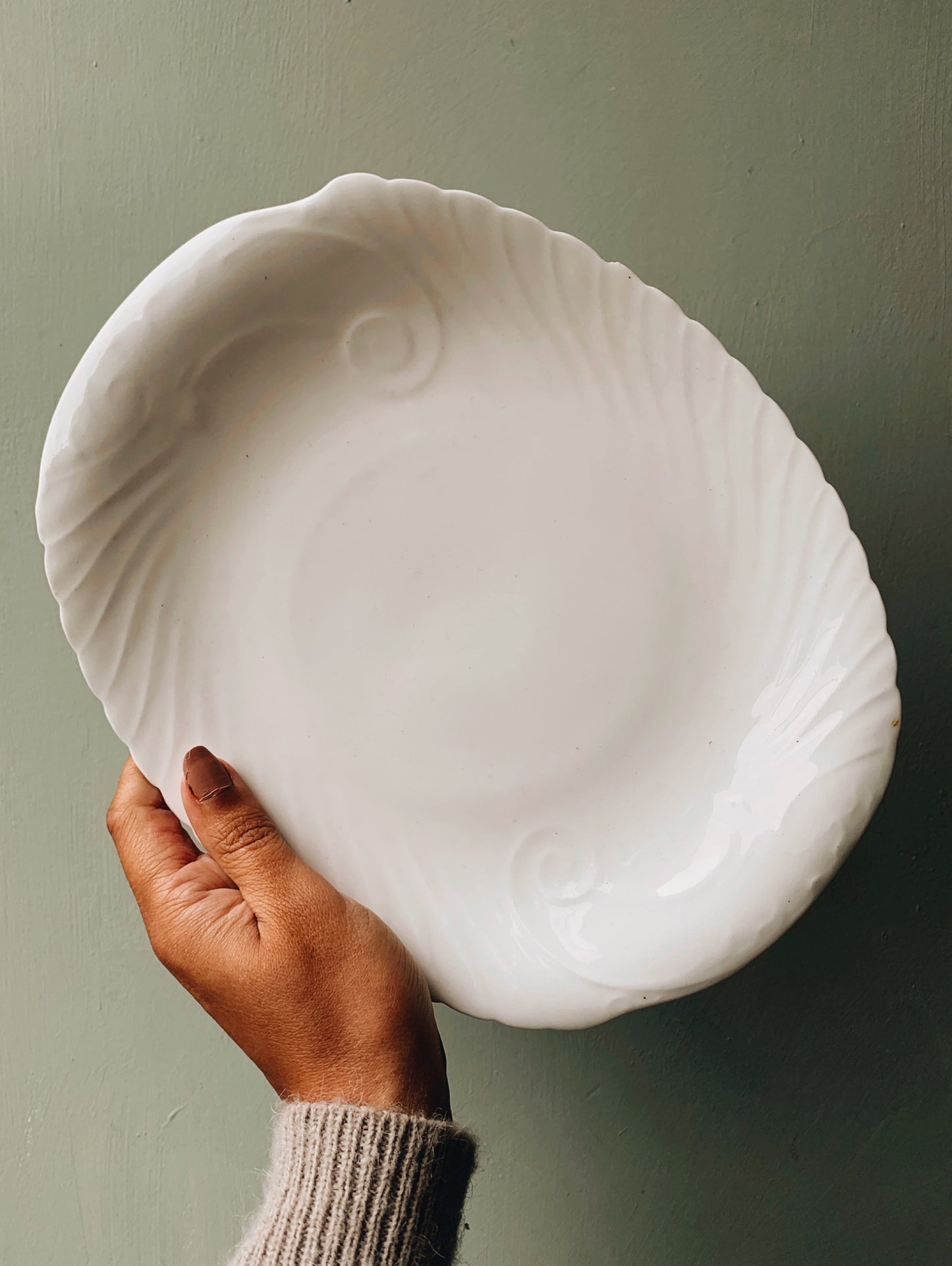 Antique Art Deco White Swirl Dish