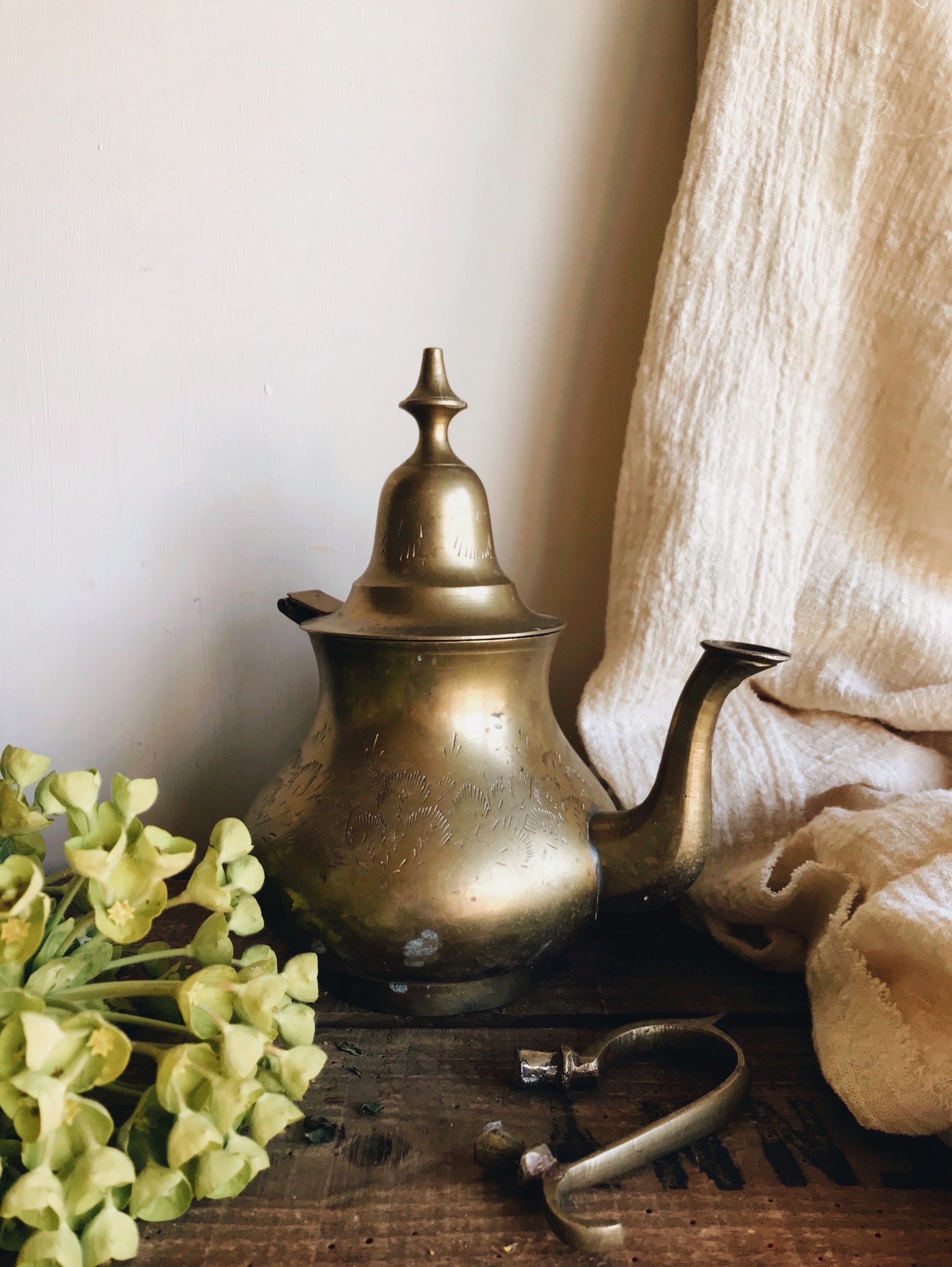 Vintage Brass Teapot (no handle) - Stone & Sage 