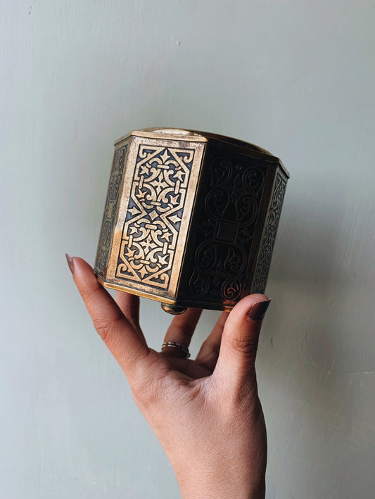 Antique Decorative Brass Pot