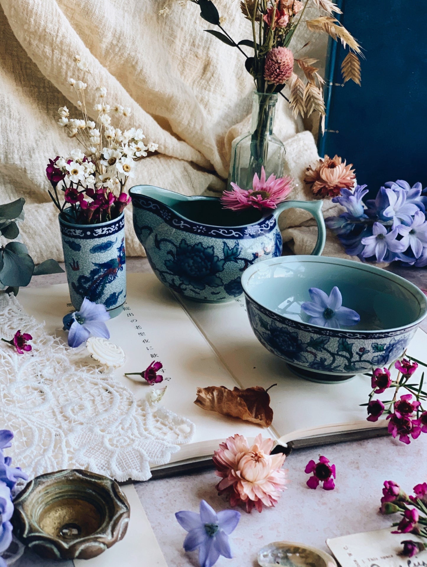 Vintage Floral Oriental Three Piece Set
