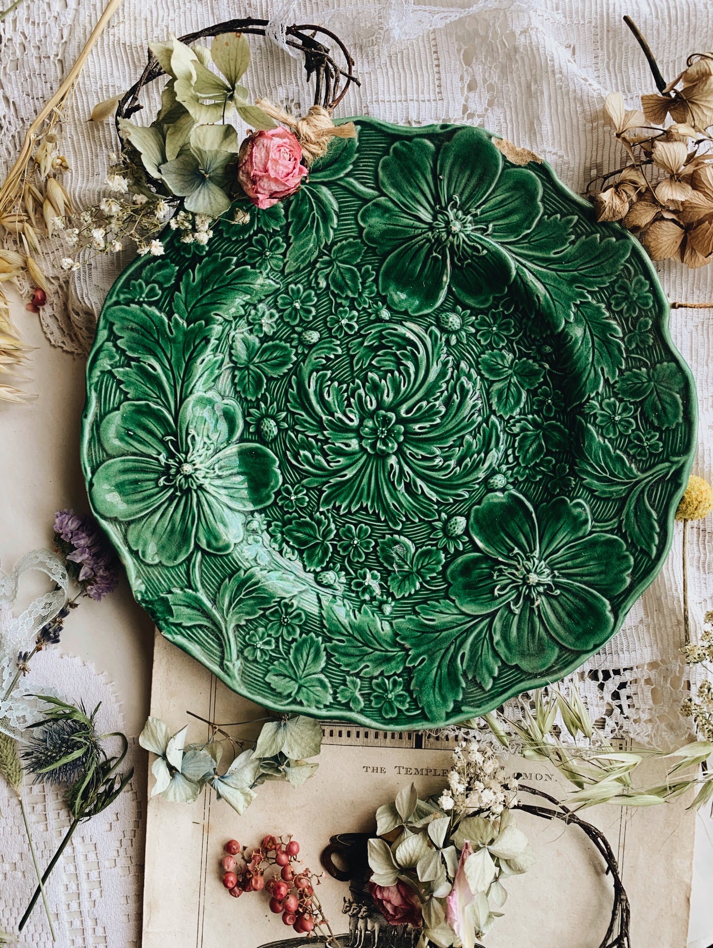 Vintage Green Floral Decorative Plate