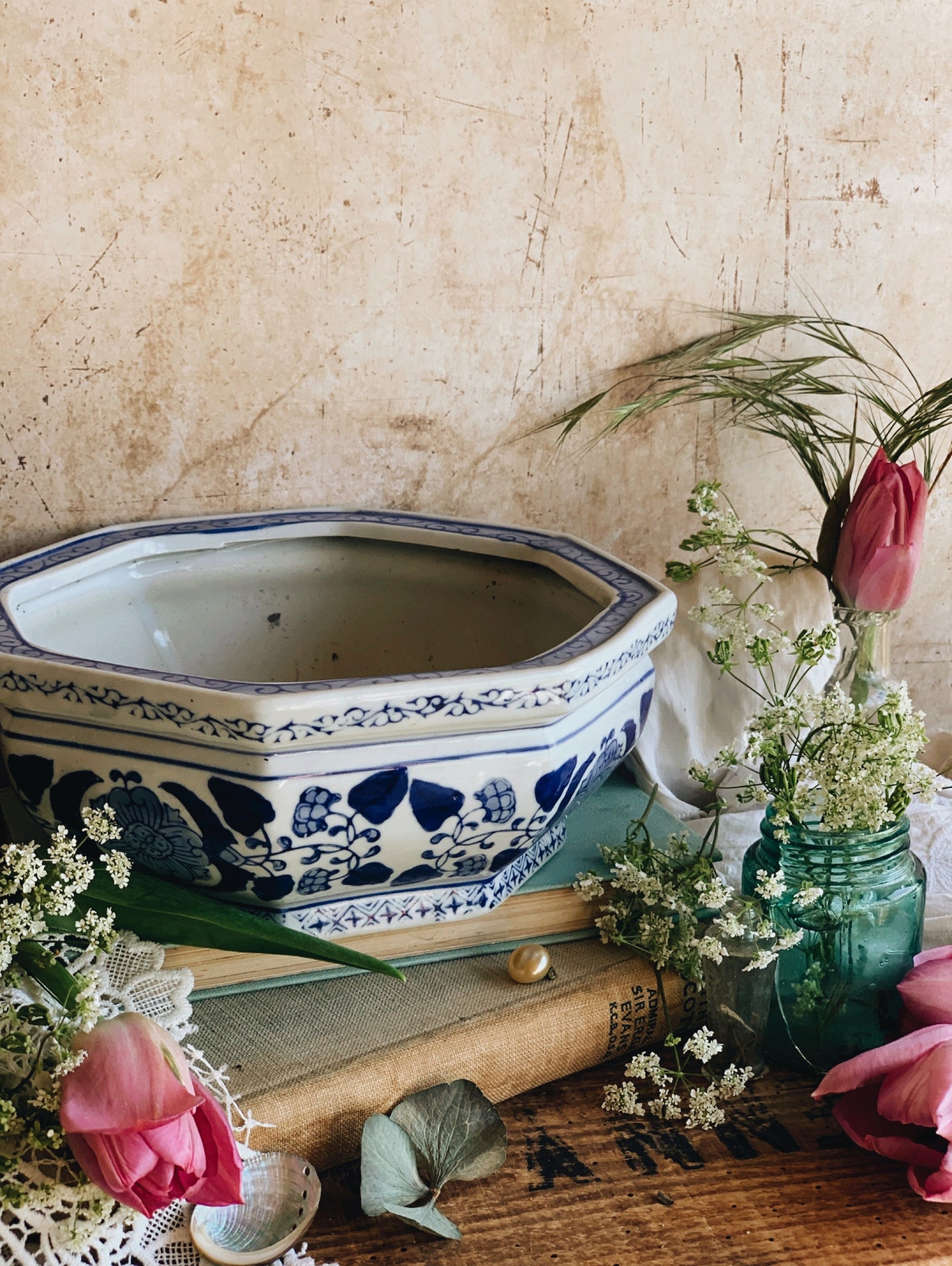 Large Antique Ming Style Planter (UK shipping only)