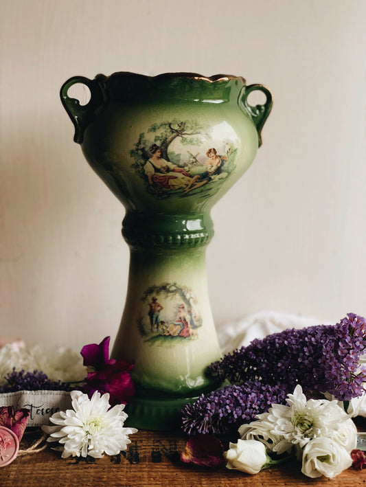 Large Antique Green Renaissance Goblet Vase (UK SHIPPING ONLY)