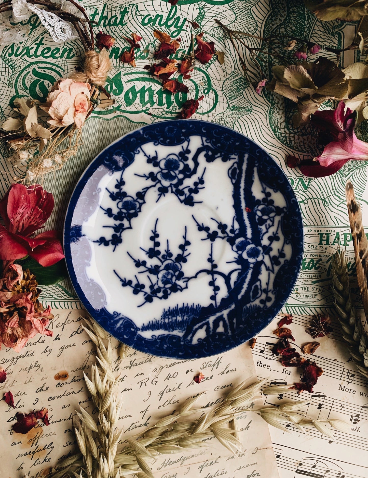 Antique Japanese Decorative Plate (saucer)