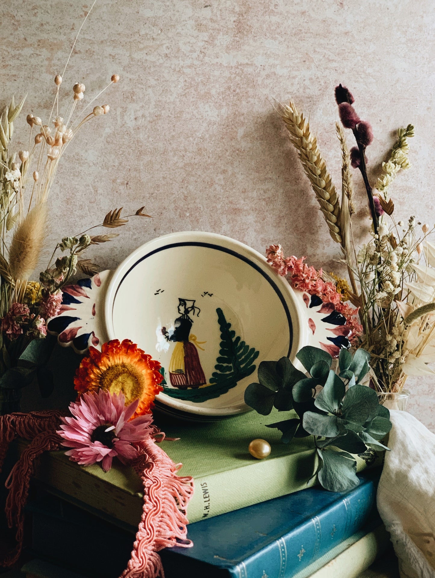 Vintage Folksy Porridge Bowl