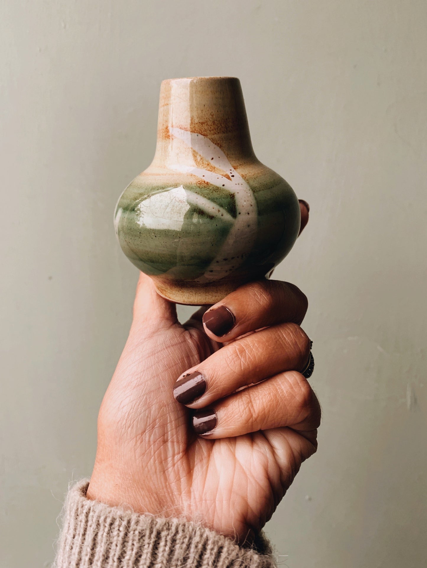 Vintage Rustic Hand~thrown Green Botanica Posy Vase