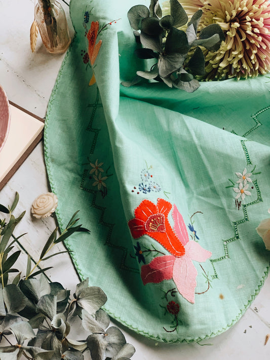 Antique Hand~embroidery Floral Oriental Linen