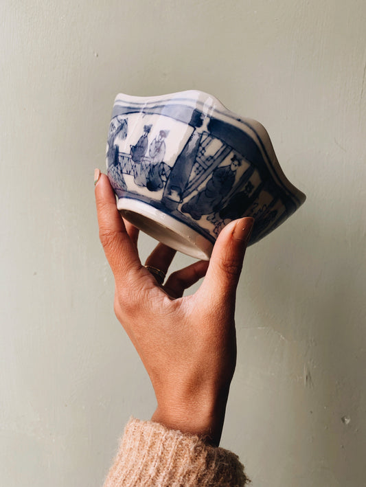 Vintage Hand~painted Oriental Narrative Bowl