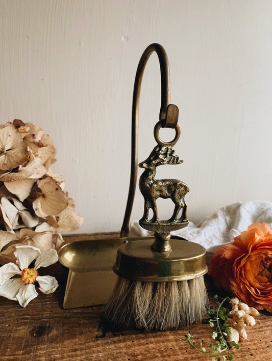 Brass Deer Pan & Brush