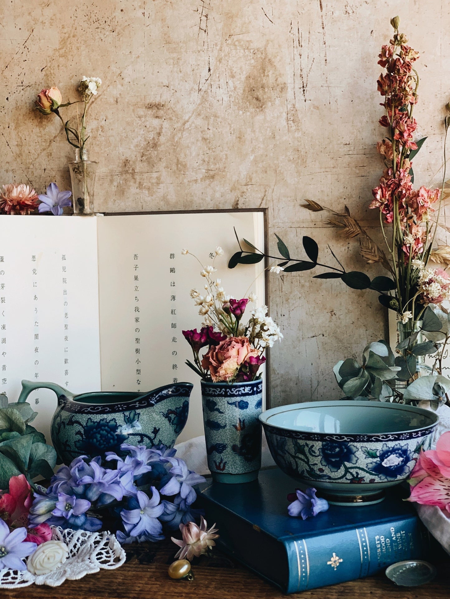 Vintage Floral Oriental Three Piece Set