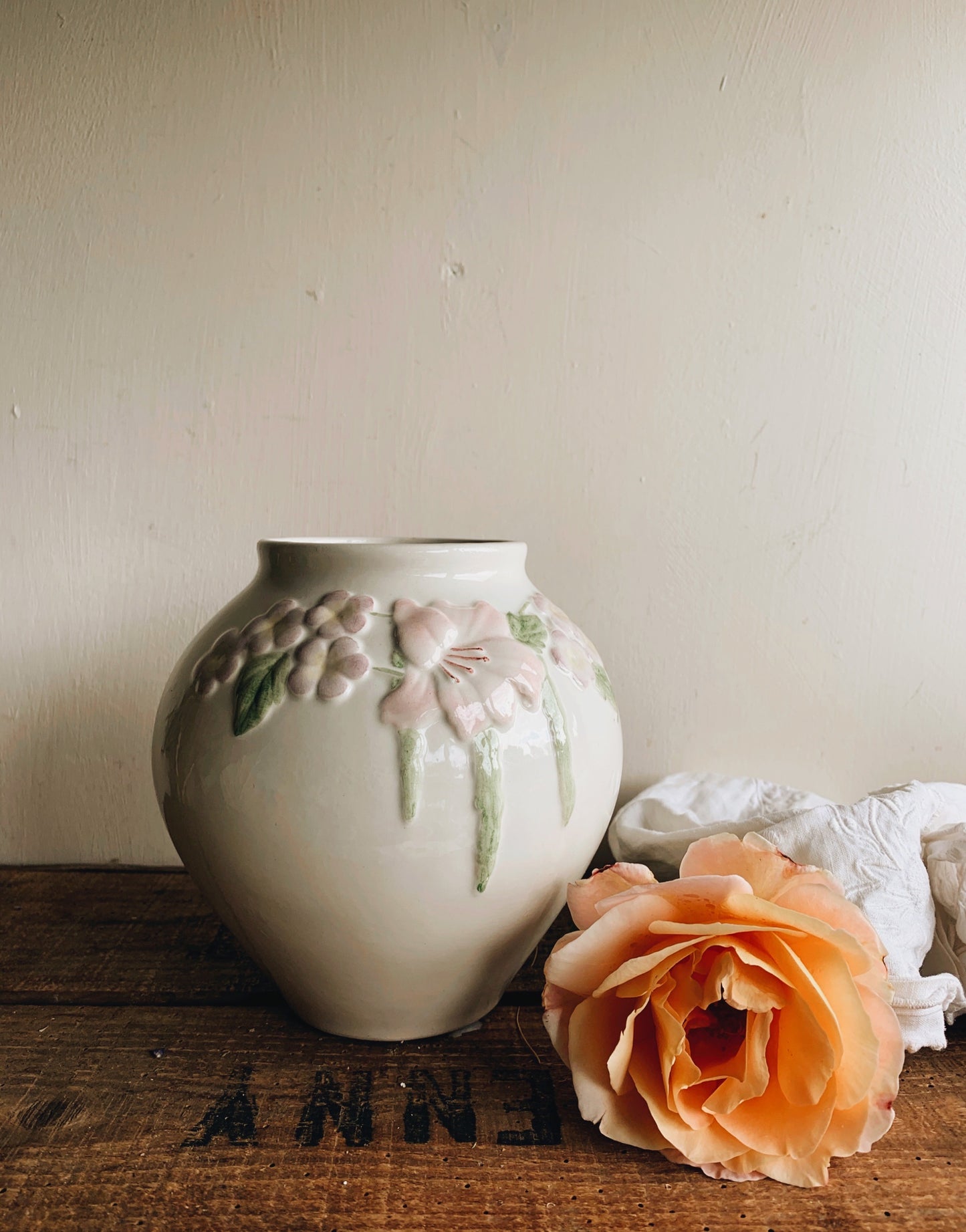 Large Vintage Floral Ginger Jar / Vase