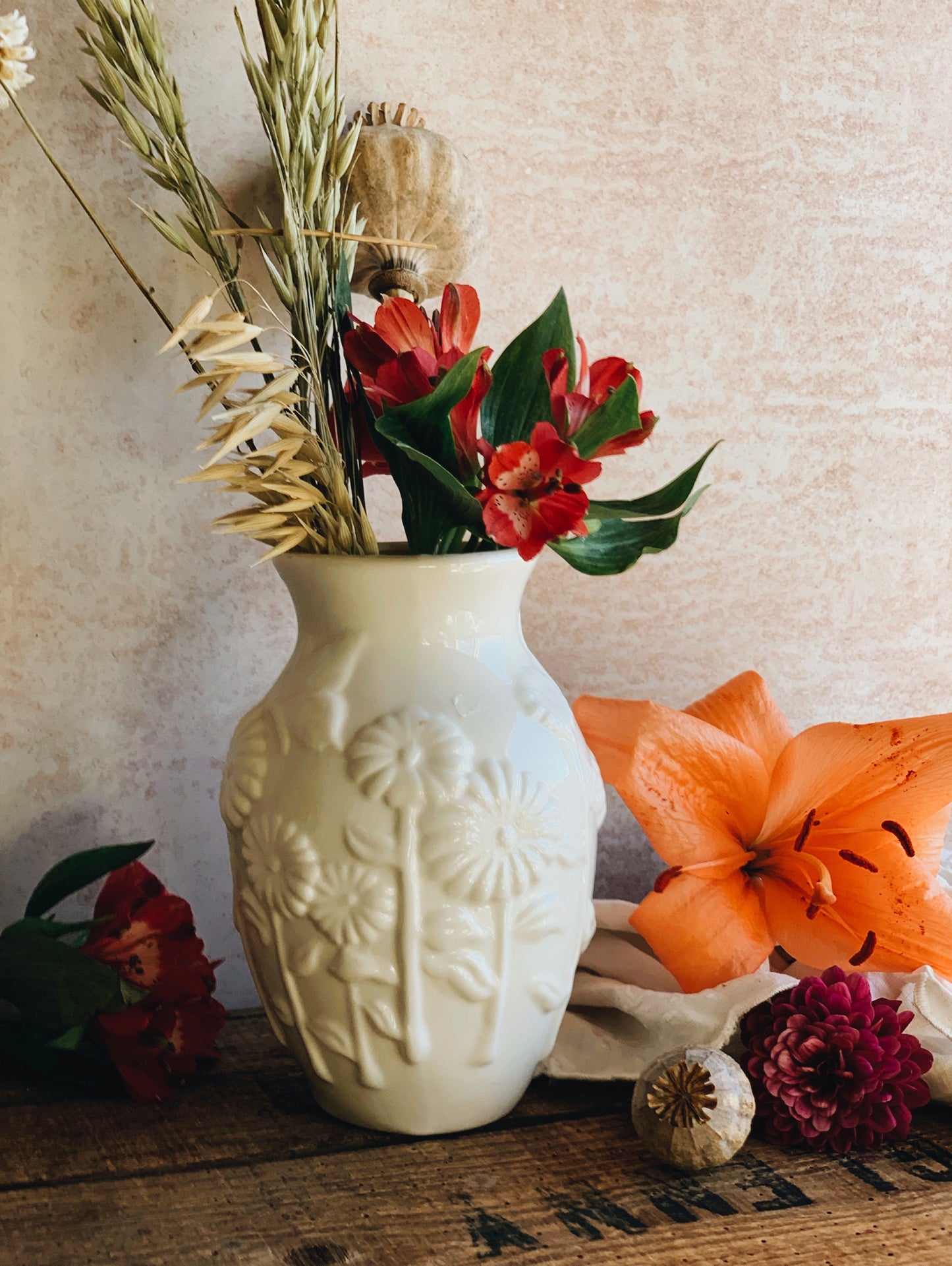 Vintage Botanica Relief Vase
