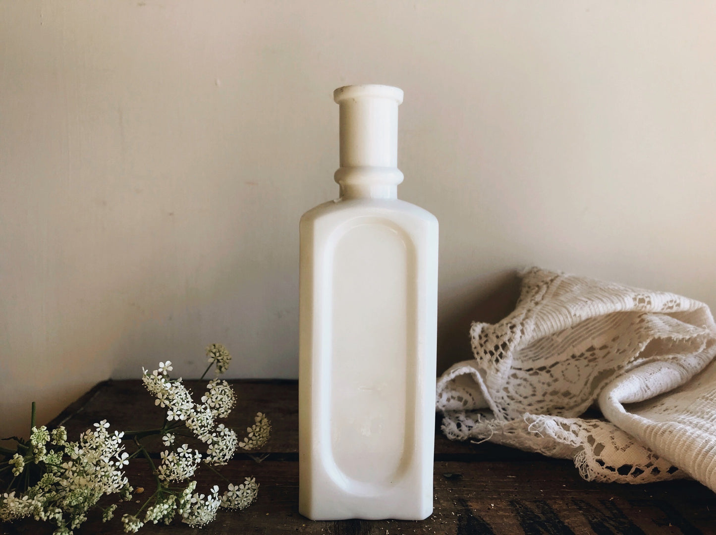 Early 19th Century White Apothecary Bottle - Stone & Sage 