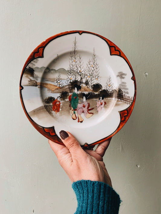 Vintage Oriental Narrative Plate ~ Geisha