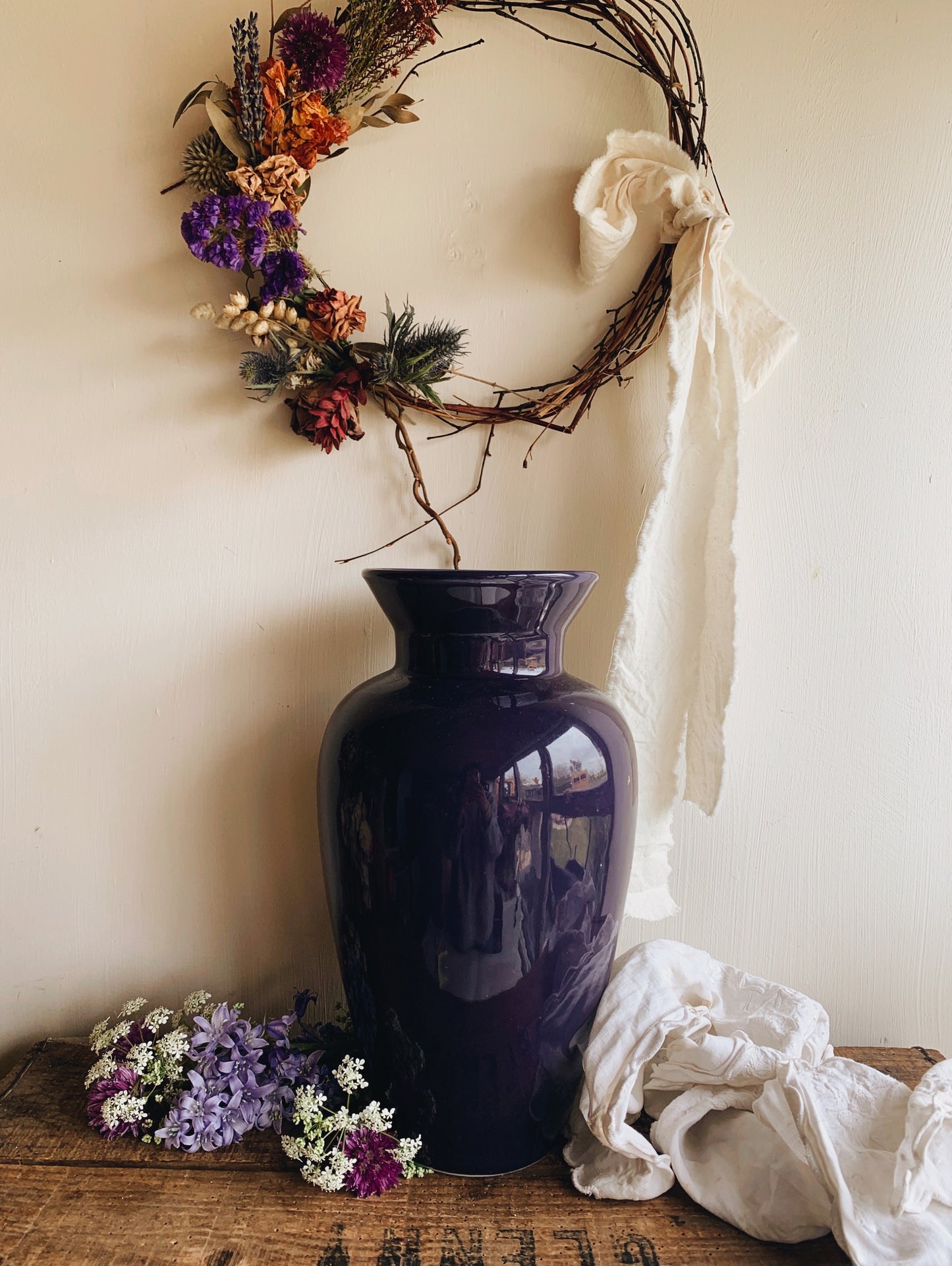 Large Vintage Purple Vase (UK SHIPPING ONLY)