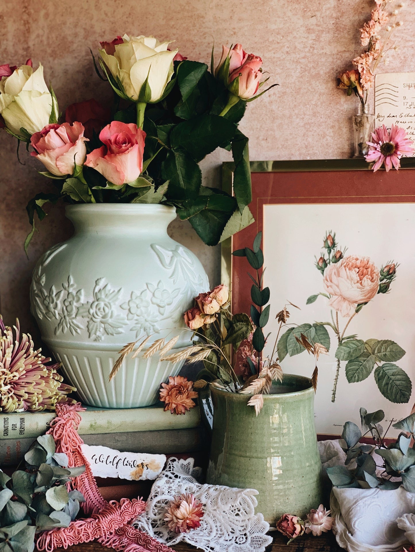 Vintage Green Bow & Floral Ceramic Vase