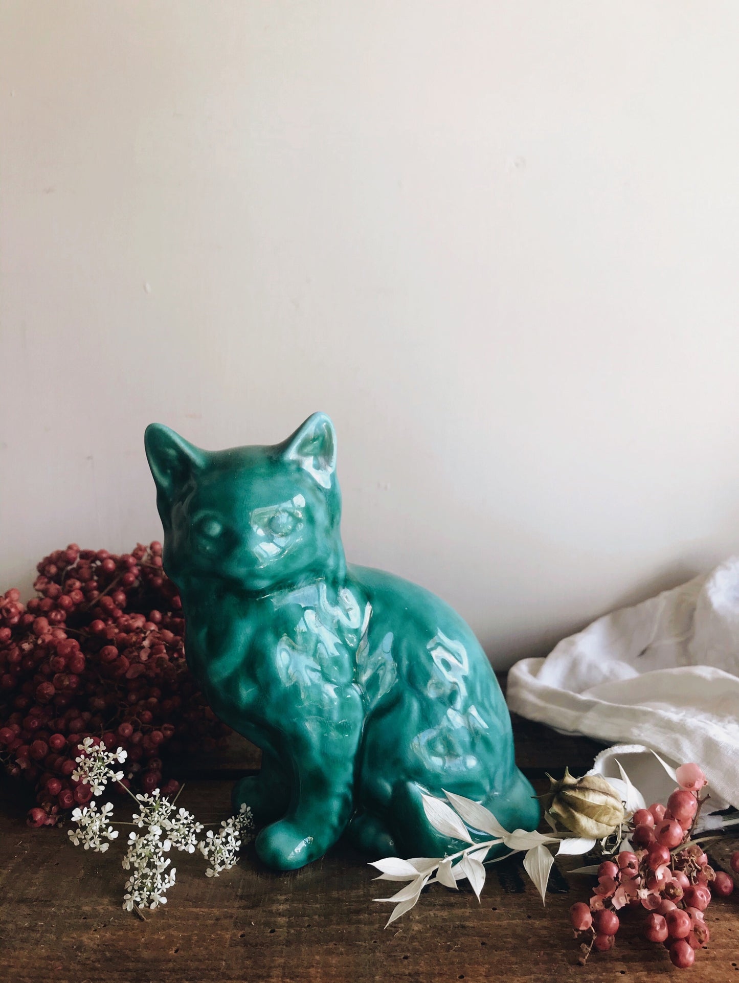 Kitsch Turquoise Cat