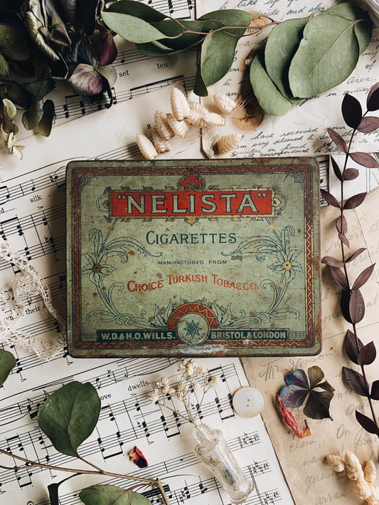 Vintage Nelista Green Tin