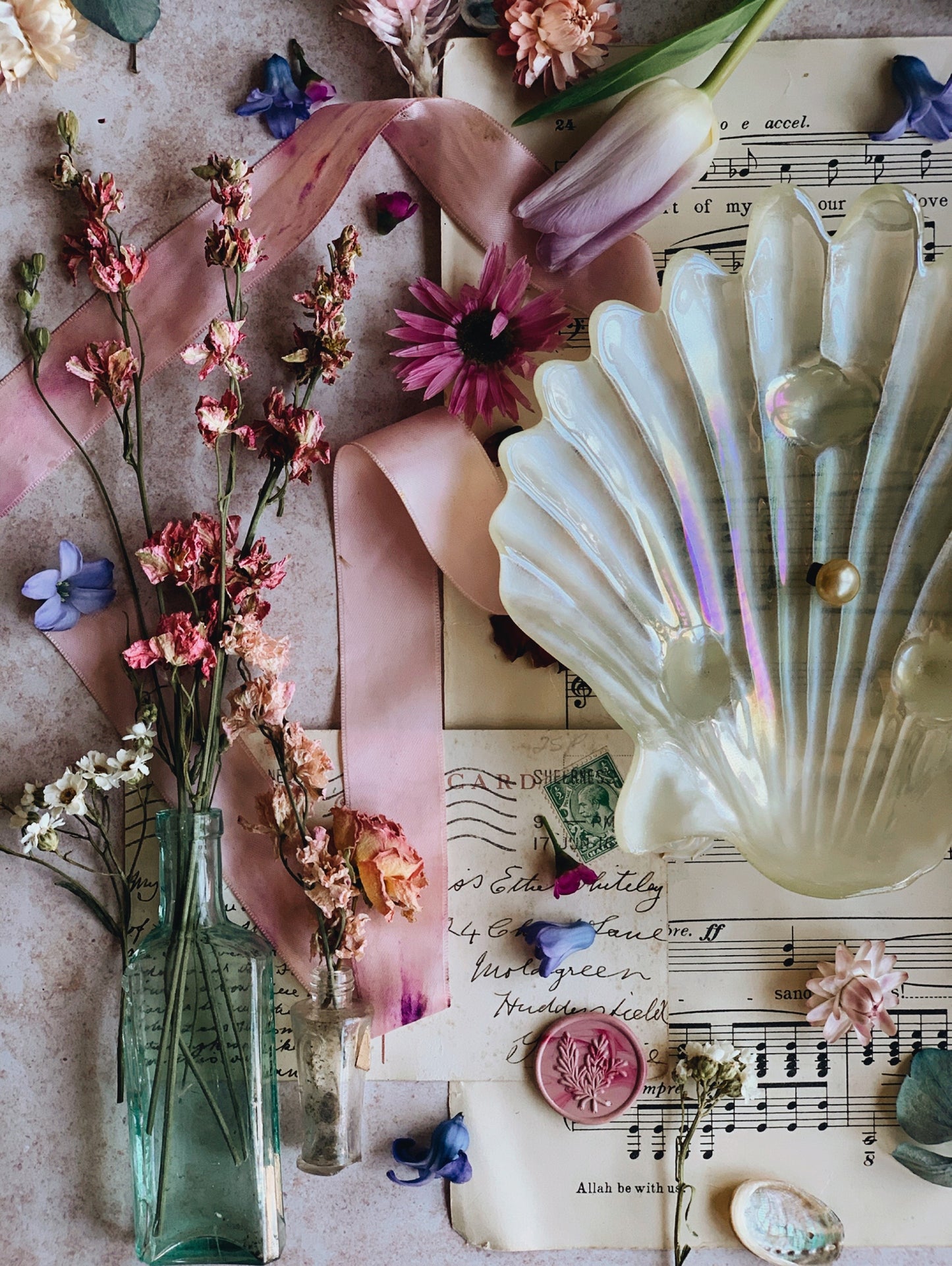 Vintage Iridescent Pearl Glass Shell Dish