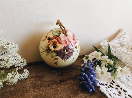 Vintage Rose Pomander - Stone & Sage 