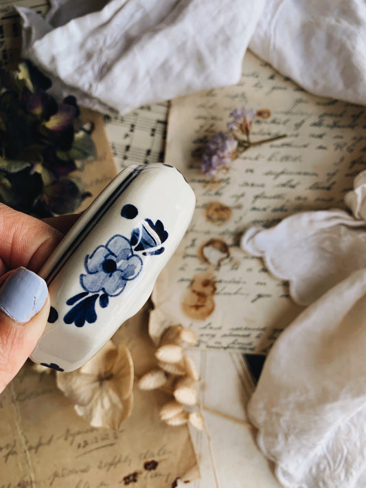 Rustic European Blue & White Floral Pot