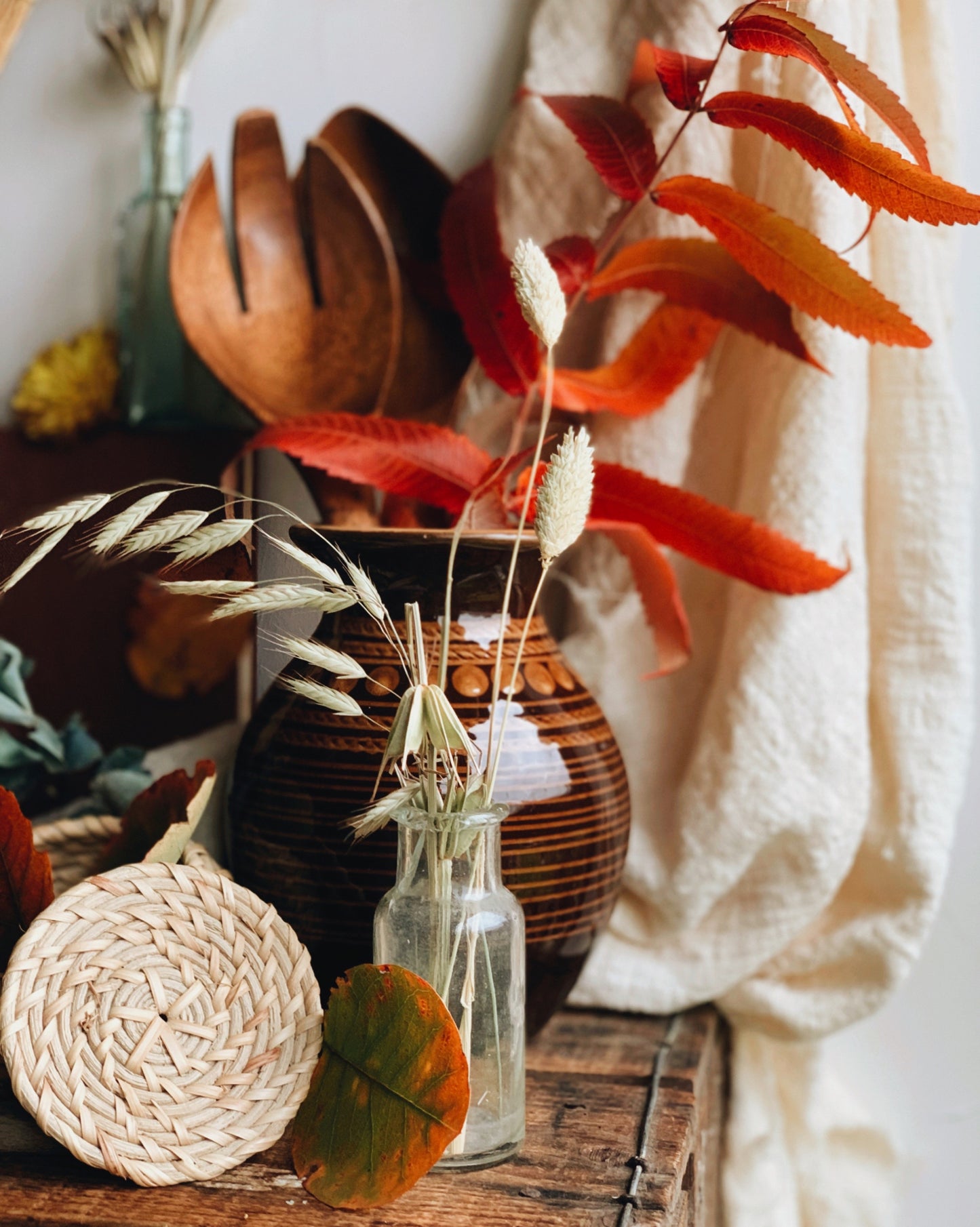 Large Rustic Wooden Bowl with Spoon & Fork (UK SHIPPING ONLY)
