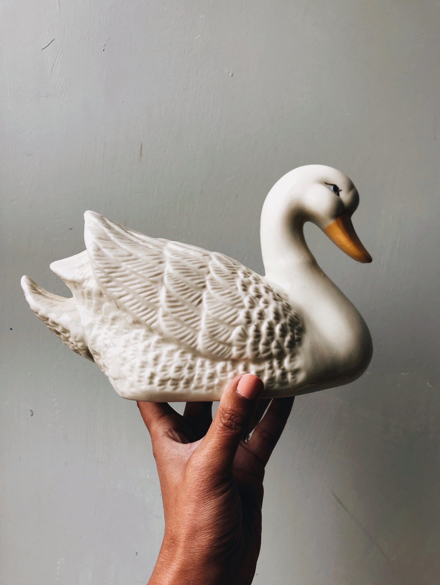 Kitsch Swan